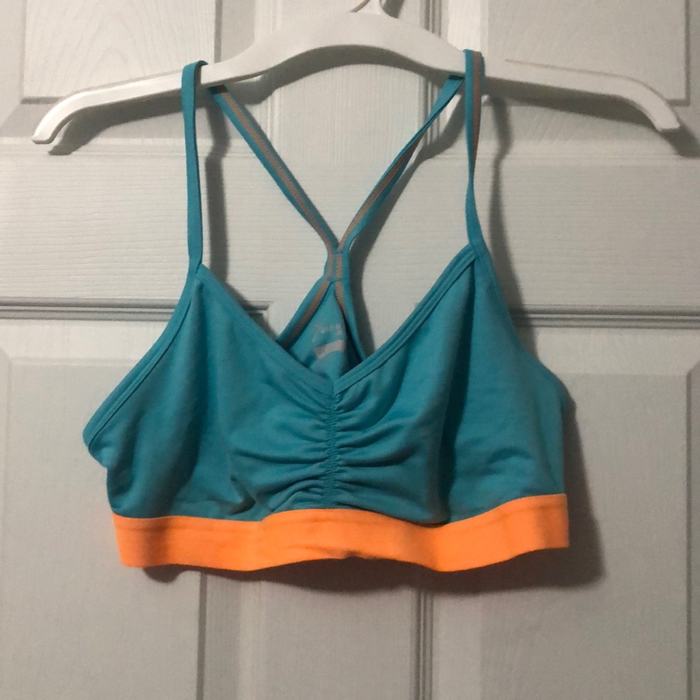 Sports bra
